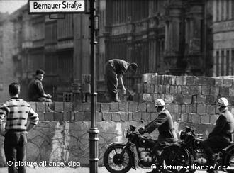 Bau der Berliner Mauer