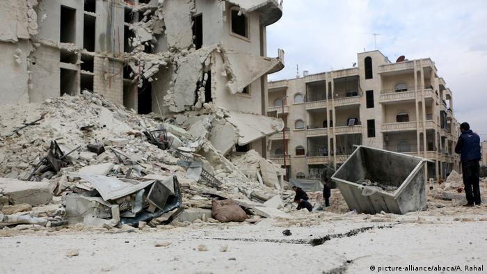 Последствия авиаудара сирийской армии по Идлибу