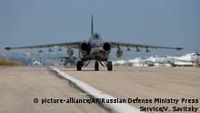 22.10.2015
In this photo taken on Thursday, Oct. 22, 2015 and provided by the Russian Defense Ministry Press Service, a Russian Su-25 ground attack jet prepares for take off at Hemeimeem air base in Syria. Russia has been carrying out an air campaign in Syria since Sept. 30. (Vadim Savitsky/Russian Defense Ministry Press Service via AP) |