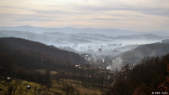 Bosnien-Herzegowina Luftverschmutzung in Tuzla (DW/E. Sofic)