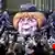 Карнавальная повозка в Дюссельдорфе, изображающая канцлера ФРГ Ангелу Меркель в виде паука черная вдова