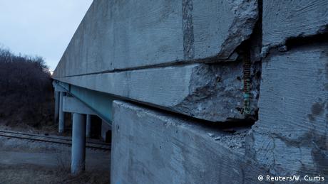 Само на половин час път от лъскавия Таймс скуеър човек