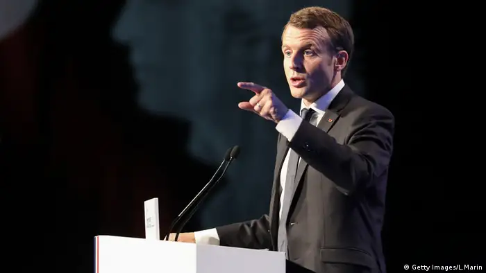 El presidente francés, Emmanuel Macron, afirmó este jueves que dispone de pruebas de que se usaron armas químicas en el ataque al enclave opositor de Duma y que fueron usadas por el régimen de Bashar al Asad, por lo que reiteró su intención de atacar al país. (12.04.2018).
