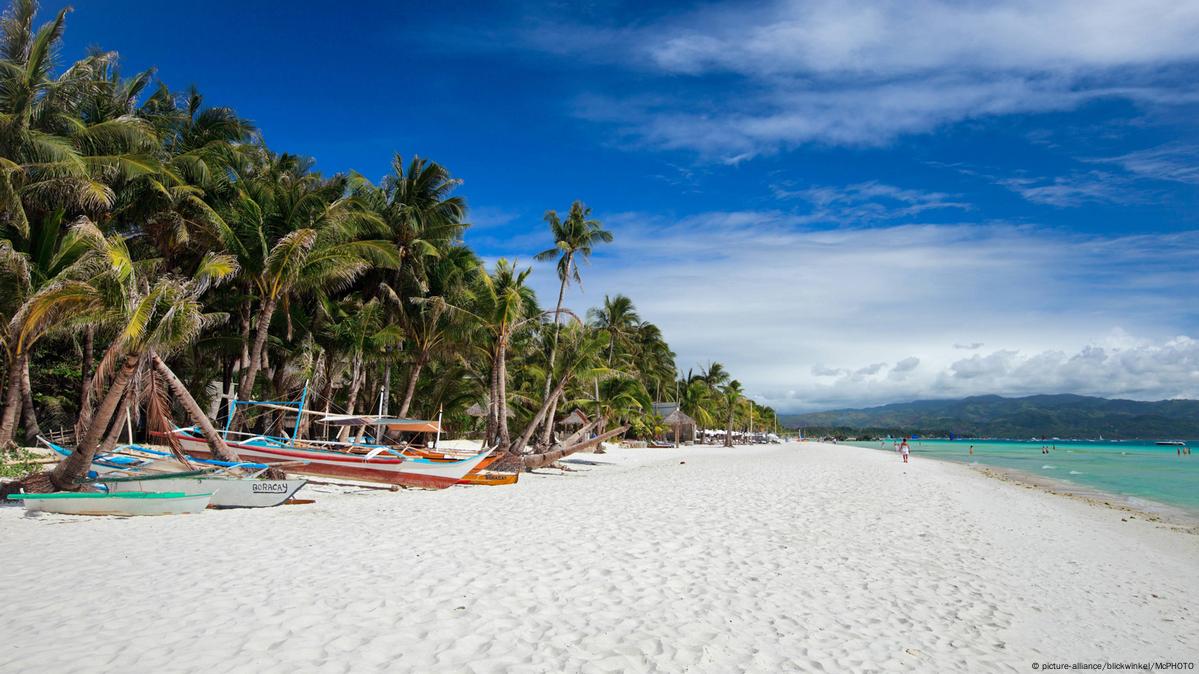 Philippines' Boracay Island faces closure – DW – 03/19/2018