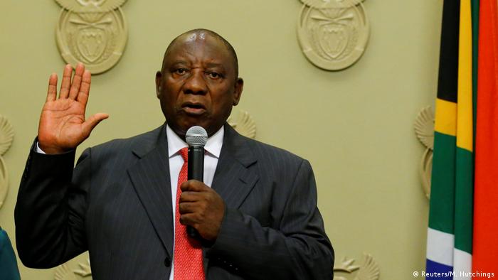 Cyril Ramaphosa Sworn In As President Of South Africa News Dw 15 02 2018