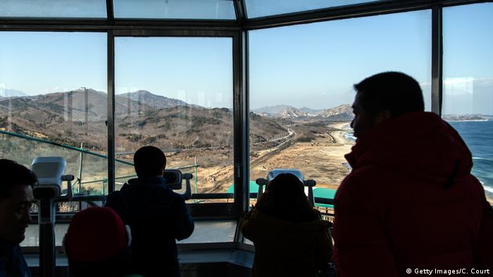 Платформата е много популярна сред туристите. От нея се открива гледка отвисоко към забранената зона. През 2015 година 13,2 милиона души са посетили Южна Корея. Повечето от тях не са пропуснали да посетят и тази забележителност.