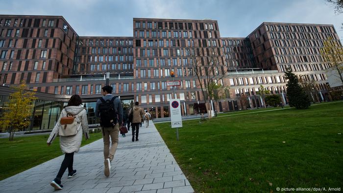 Wirtschaftsuniversität Frankfurt (picture-alliance/dpa/A. Arnold)