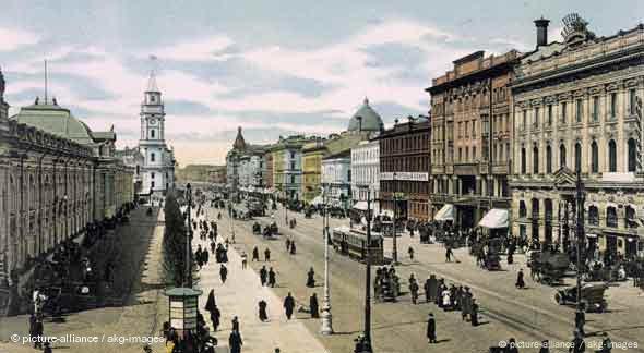 St. Petersburg, Newskij-Prospekt, Fotochrom aus dem Album 'St.Petersburg, Stockholm', um 1900 (Foto: picture alliance / akg-images)