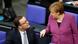 Deutschland Bundeskanzlerin Angela Merkel und Jens Spahn im Bundestag in Berlin Deutschland Bundeskanzlerin Angela Merkel und Jens Spahn im Bundestag in Berlin