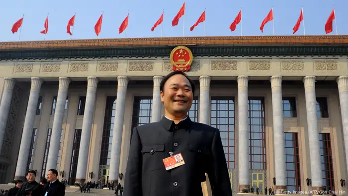 China Li Shufu nach der Eröffnungssitzung des Volkskongresses in Peking