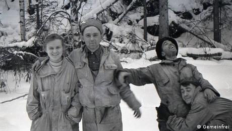 През февруари 1959 година край един мразовит проход в Урал
