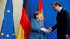 Ovoga puta ništa od rukovanja (arhivska snimka Vučićevog posjeta Merkel iz 2018.) Ovoga puta ništa od rukovanja (arhivska snimka Vučićevog posjeta Merkel iz 2018.)