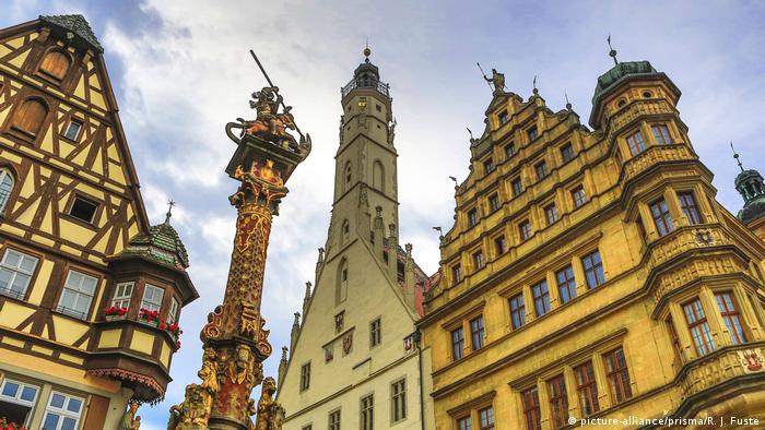 Този туристически маршрут е най-старият и най-известният в Германия. Който