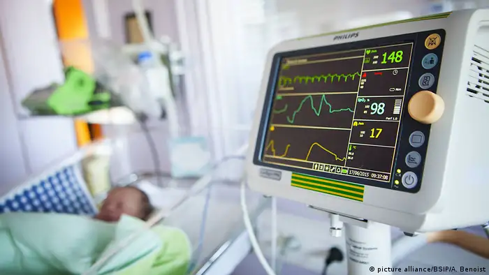 Symbolbild Krankenhaus Monitor (picture alliance/BSIP/A. Benoist)