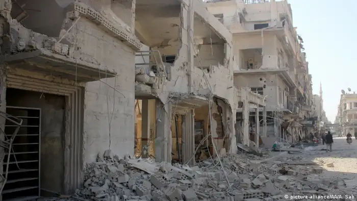 Syrien Damaskus - Schaden nach Luftangriffen in Ost-Ghuta