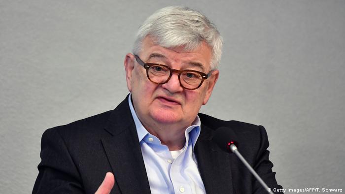 Buchvorstellung Der Abstieg des Westens von Joschka Fischer