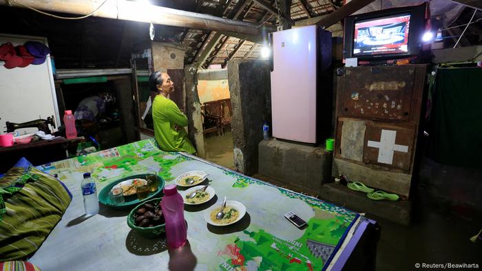 Indonesien Jakarta Leben mit täglichen Überschwemmungen (Reuters/Beawiharta)