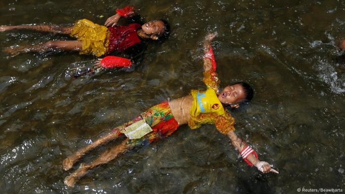 Indonesien Jakarta Leben mit täglichen Überschwemmungen (Reuters/Beawiharta)