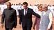 Frankreichs Präsident Macron und seine Frau (M.) mit Indiens Präsident Ram Nath Kovind (l.) und Regierungschef Narendra Modi (Foto: Reuters/A. Abidi) Frankreichs Präsident Macron und seine Frau (M.) mit Indiens Präsident Ram Nath Kovind (l.) und Regierungschef Narendra Modi (Foto: Reuters/A. Abidi)