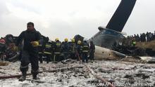 Ascienden a 49 los muertos en accidente aéreo en Katmandú y otras noticias