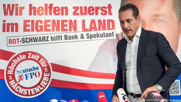 Bildergalerie Katholikentag Münster 2018 | FPÖ-Nationalratswahlkampf Plakat (picture-alliance/EXPA/M. Gruber)