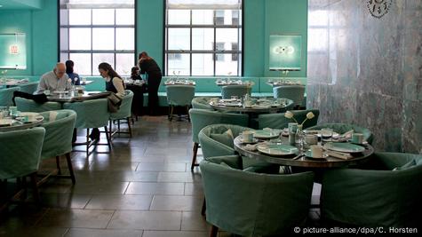 Breakfast at Tiffany's New York in 2023  Breakfast at tiffanys, Brunch  cafe, Tea party menu