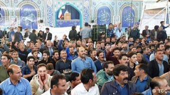 Protest der Bauern wegen Wassermangel in Freitagsgebet in Isfahan