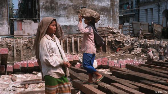 Die Kindersklaven von Myanmar - Das grausame Geschäft mit Adoptionen