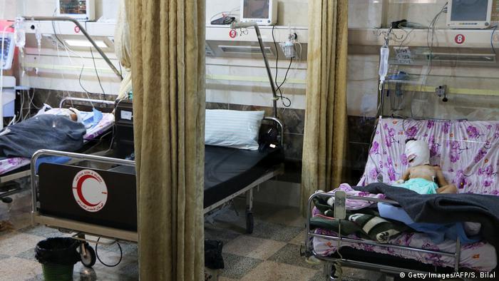 Сирійські діти у лікарні в Афріні, 5 березня 2018 року - війна в Сирії - Афрін