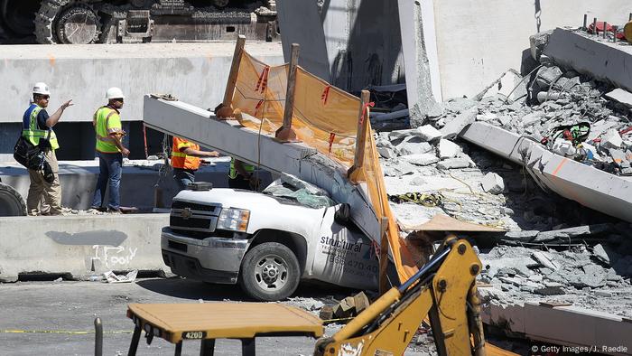 USA Mehrere Tote bei Brückeneinsturz in Miami (Getty Images/J. Raedle)