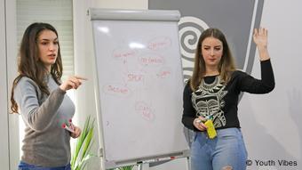 Serbien DW-Projekt Teenager schreiben für Teenager (DW/J. Djukic-Pejic)