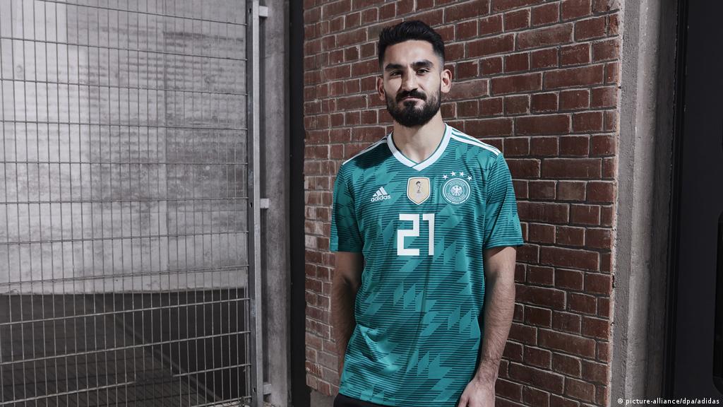 Ilkay Gundogan Privileged To Have Grown Up In Germany Sports German Football And Major International Sports News Dw 06 06 2018