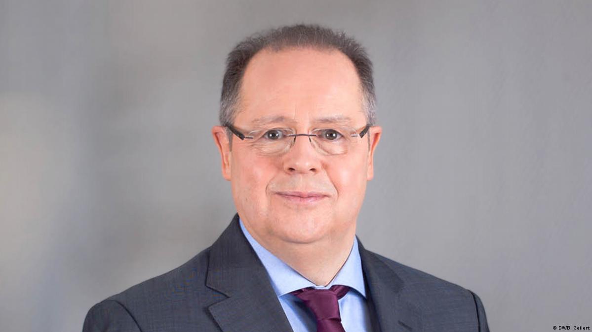 德国之声记者Christian F. Trippe博士