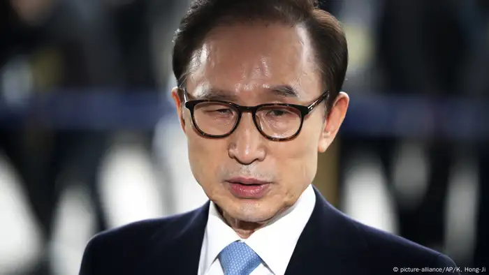 Südkorea - ehemalige südkoreanische Präsident Lee Myung-bak (picture-alliance/AP/K. Hong-Ji)
