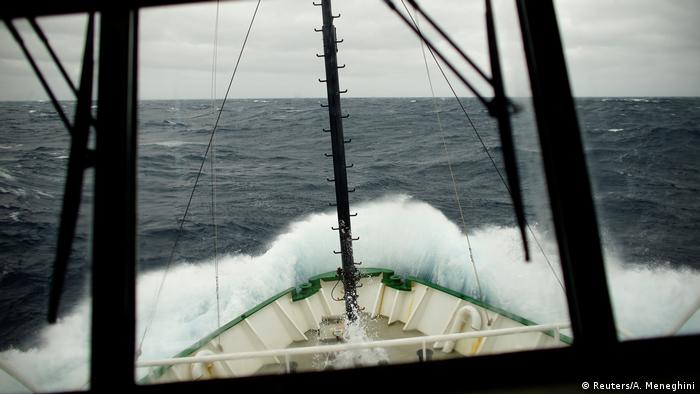 New Antarctic Ocean Sanctuary Delayed As Three States Vote Against News Dw 02 11 2018