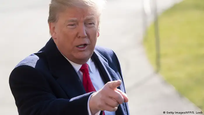 USA - Trump droht mit Veto im Haushaltsstreit (Getty Images/AFP/S. Loeb)