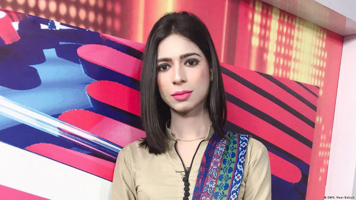 Shemale Forced Girl Sex - Transgender anchor: 'I struggled a lot to be accepted' â€“ DW â€“ 03/28/2018