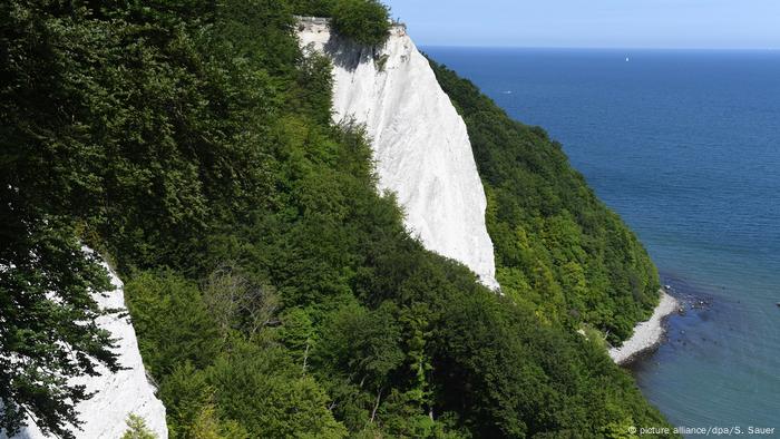 Chalk cliffs on the island of Rügen Chalk cliffs on the island of Rügen