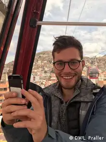 Lukas Praller über den Dächern von La Paz. Er war dort als kulturweit-Freiwilliger bei der Fundación para el Periodismo. | Lukas Praller