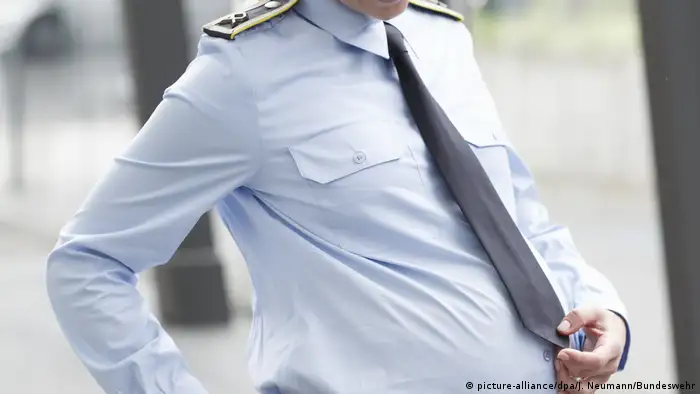 Deutschland Bundeswehr Umstandsmode (picture-alliance/dpa/J. Neumann/Bundeswehr)
