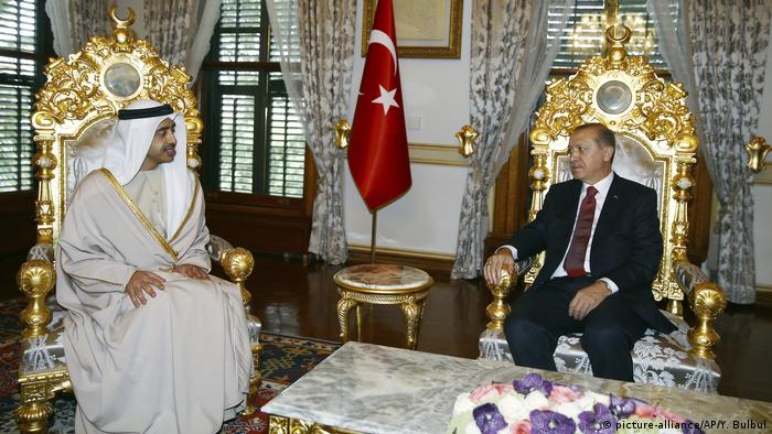 Cumhurbaşkanı Recep Tayyip Erdoğan, Birleşik Arap Emirlikleri Dışişleri ve Uluslararası İşbirliği Bakanı Şeyh Abdullah Bin Zayed El Nahyan'ı 2016 yılında kabul etmişti.