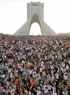 德黑兰的抗议声势浩大