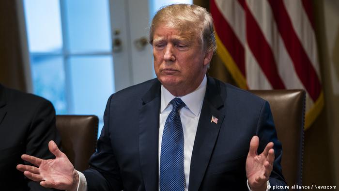 President Trump comments on Syria, FBI raid of Michael Cohen's office at White House (picture alliance / Newscom)