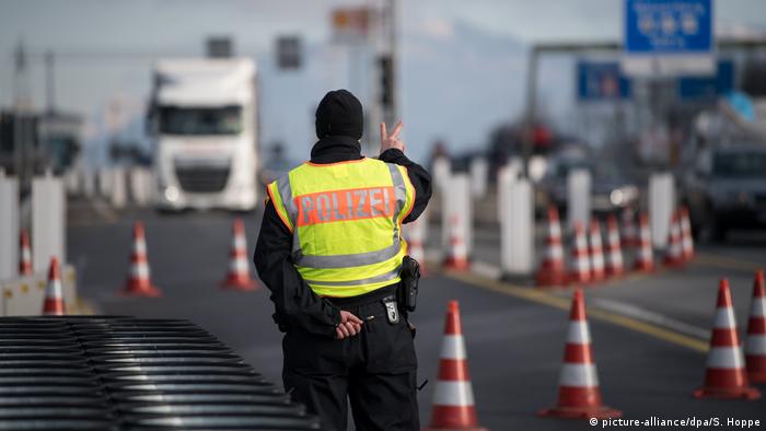 Zbog masovnog dolaska izbjeglica u Njemačkoj je uveden nadzor na autocesti Salzburg-München.