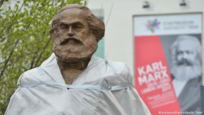Deutschland Marx-Statue in Trier (picture-alliance/dpa/H. Tittel)