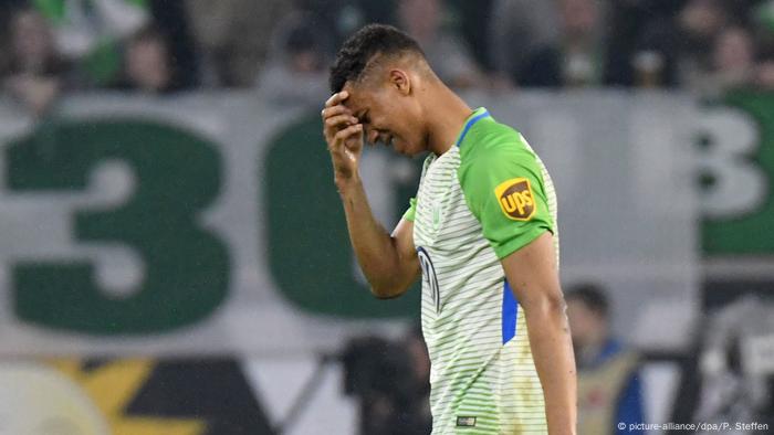 Bundesliga Relegation Playoff Holstein Kiel Battle The Odds As Wolfsburg Face The Drop Sports German Football And Major International Sports News Dw 16 05 2018
