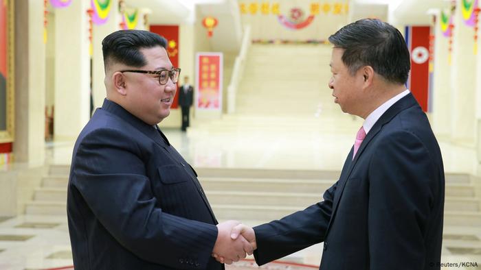 Nordkorea Kim Jong-un trifft chinesische Delegation (Reuters/KCNA)