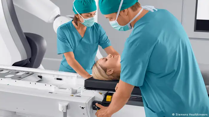 Digitale Subtraktionsangiographie | Nexaris Therapy Suites (Siemens Healthineers)