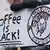 USA Starbucks schließt zeitweise 8000 Cafés wegen Anti-Diskriminierungs-Kurs