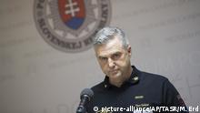 President of the Police Force Tibor Gaspar gives a press conference on the latest information in the investigation of the murder of journalist Jan Kuciak and his fiancee in Bratislava on Wednesday Feb. 28, 2018. Investigative journalist Kuciak was shot dead in Slovakia last week while working on a story about the activities of Italian mafia in Slovakia and their alleged links to people close to Prime Minister Robert Fico.(Marko Erd/TASR via AP) |